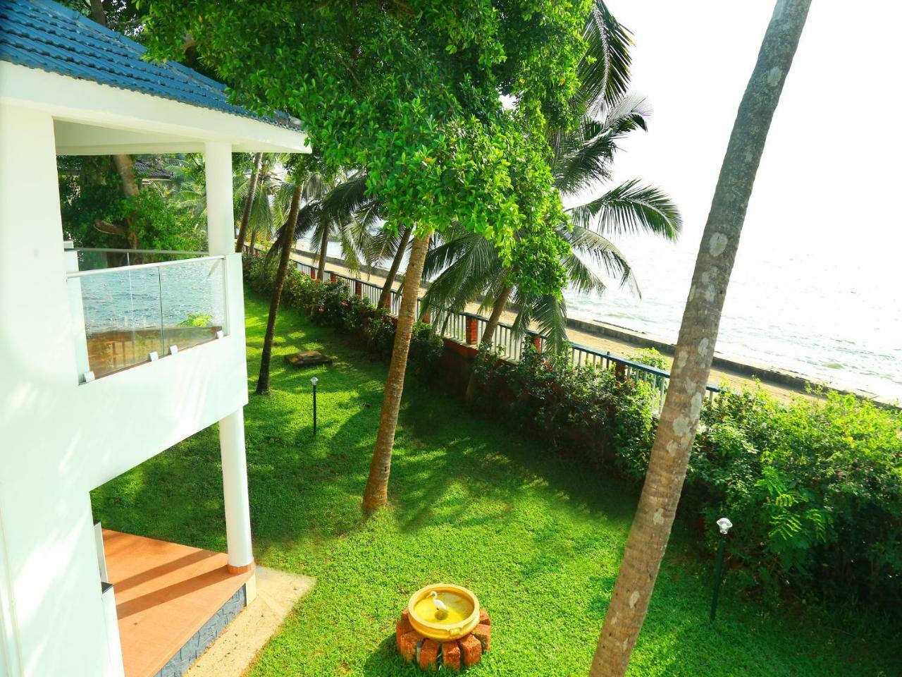 Kappad Beach Resort Chemancheri Exterior foto